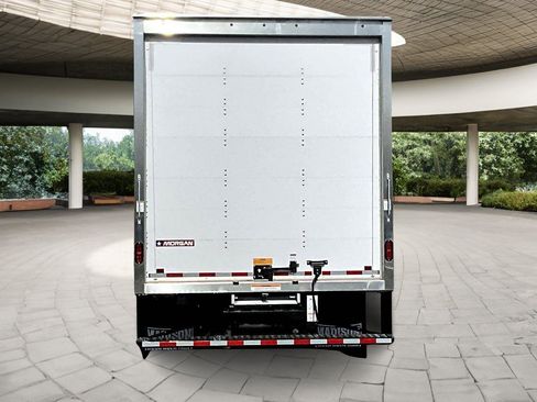 New 2025 Chevrolet Low Cab Forward image 4