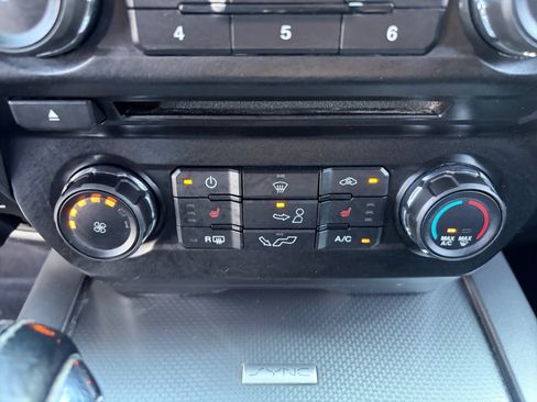 Used 2017 Ford F150 XLT w/ Equipment Group 302A Luxury AWD/4WD image 12