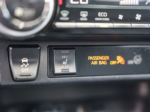 Certified 2022 Toyota RAV4 XLE Premium FWD image 16