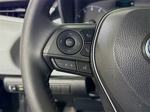 Certified 2025 Toyota Corolla SE image 13