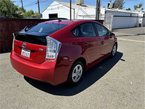 Used 2010 Toyota Prius Two image 5