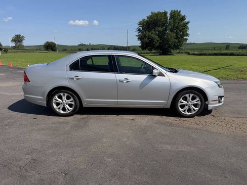 Used 2012 Ford Fusion SE FWD image 3
