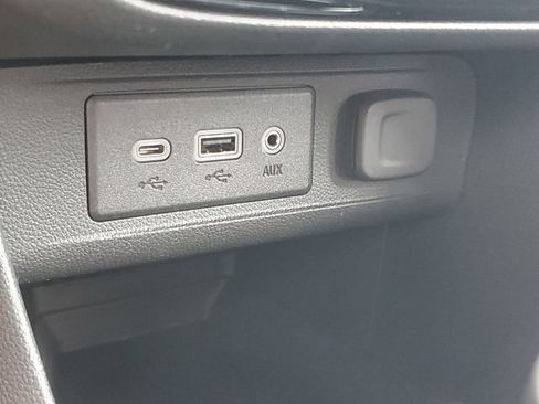 Certified 2023 Buick Encore GX Select w/ Sport Touring Package FWD image 29