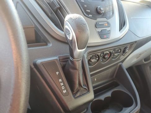 Used 2018 Ford Transit 250 130 Low Roof image 27