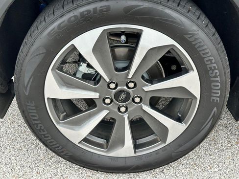 Used 2025 Ford Escape Platinum AWD/4WD image 6