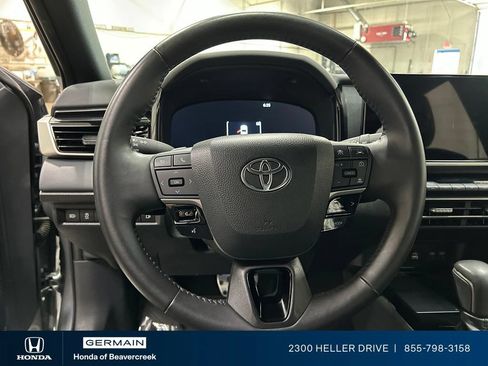Used 2025 Toyota Camry XSE FWD image 16