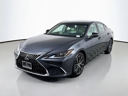 Used 2025 Lexus ES 300h w/ Premium Package
