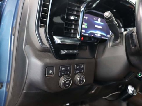 Used 2024 Chevrolet Silverado 2500 High Country w/ High Country Premium Package AWD/4WD image 16