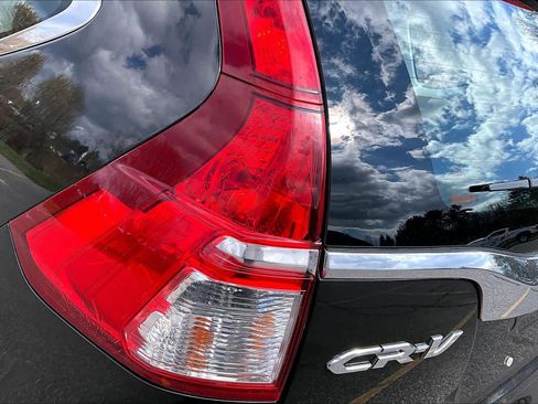 Used 2015 Honda CR-V LX image 27