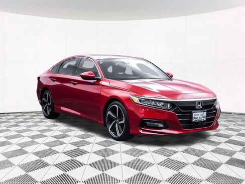 Used 2019 Honda Accord Sport image 11