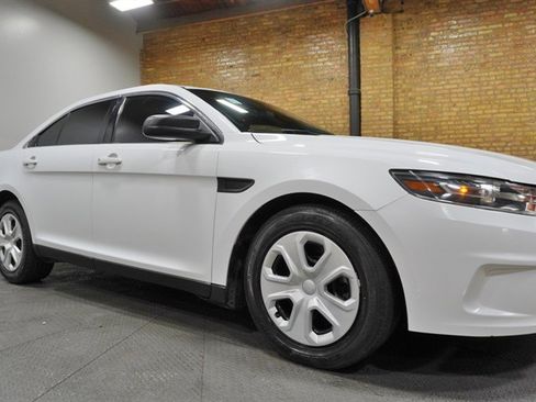 Used 2015 Ford Taurus Police Interceptor AWD image 8