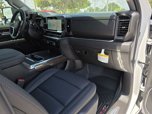 New 2025 Chevrolet Silverado 2500 LT w/ Safety Package image 11