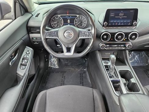 Used 2021 Nissan Sentra SV image 6