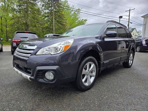 Used 2013 Subaru Outback 2.5i Limited AWD/4WD image 12