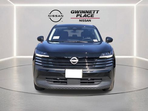 New 2025 Nissan Kicks S image 8