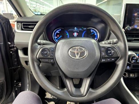 Used 2023 Toyota RAV4 XLE image 10