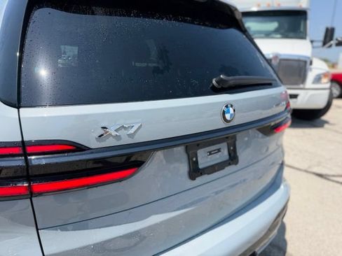 Used 2026 BMW X7 xDrive40i w/ M Sport Package AWD/4WD image 7