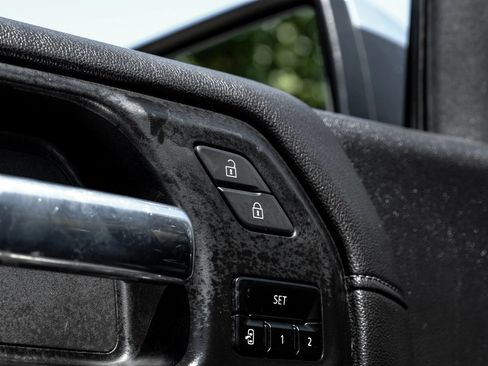 Used 2020 GMC Sierra 1500 SLT AWD/4WD image 48