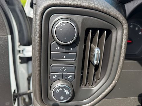 Used 2022 Chevrolet Silverado 2500 W/T w/ WT Fleet Convenience Package AWD/4WD image 34