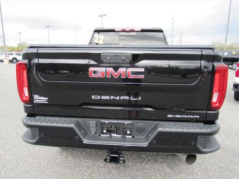 Used 2022 GMC Sierra 2500 Denali w/ Denali Ultimate Package image 6