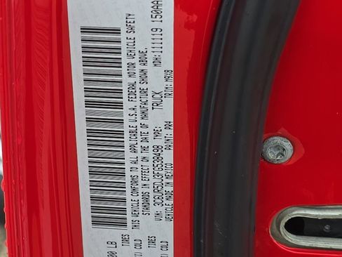 Used 2015 RAM 2500 SLT w/ Snow Chief Group image 35