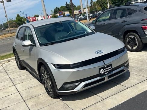 Certified 2023 Hyundai Ioniq 5 SEL w/ Cargo Package AWD/4WD image 7