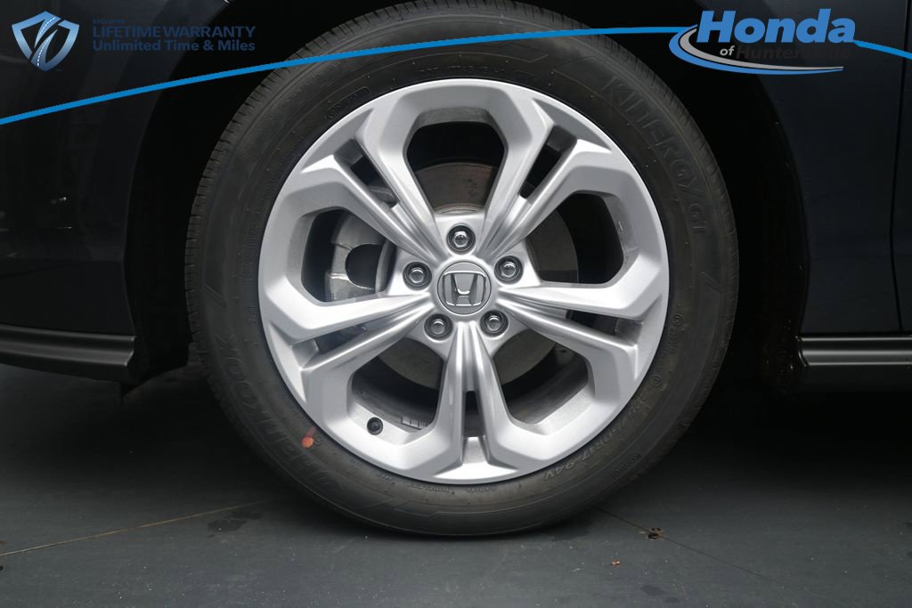 New 2026 Honda Accord LX image 13