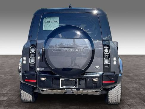 Used 2023 Land Rover Defender 110 X AWD/4WD image 4