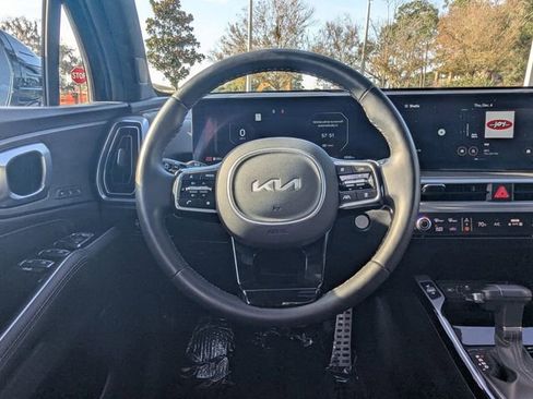 Used 2025 Kia Sorento SX Prestige image 13