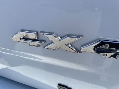 Used 2010 Dodge Ram 2500 Truck ST w/ ST Popular Equipment Group image 9