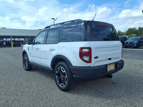 Certified 2024 Ford Bronco Sport Outer Banks w/ Tech Package AWD/4WD image 5