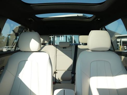 Certified 2026 Mercedes-Benz GLB 250 4MATIC image 33