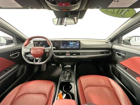 Used 2025 Kia K4 GT-Line w/ GT-Line Premium Package FWD image 11
