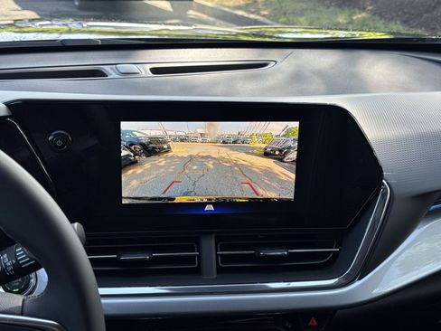 New 2026 Chevrolet Trax LT FWD image 19