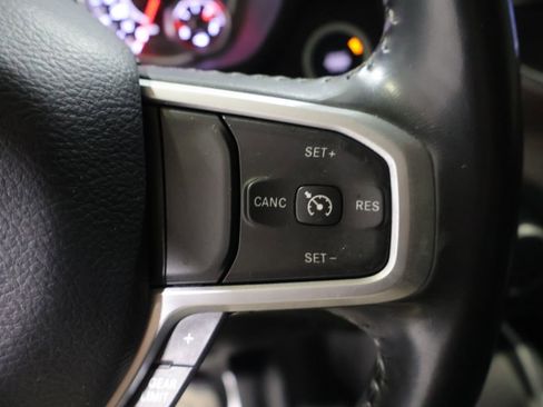 Used 2020 RAM 1500 Big Horn AWD/4WD image 33