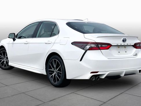 Used 2023 Toyota Camry SE FWD image 12