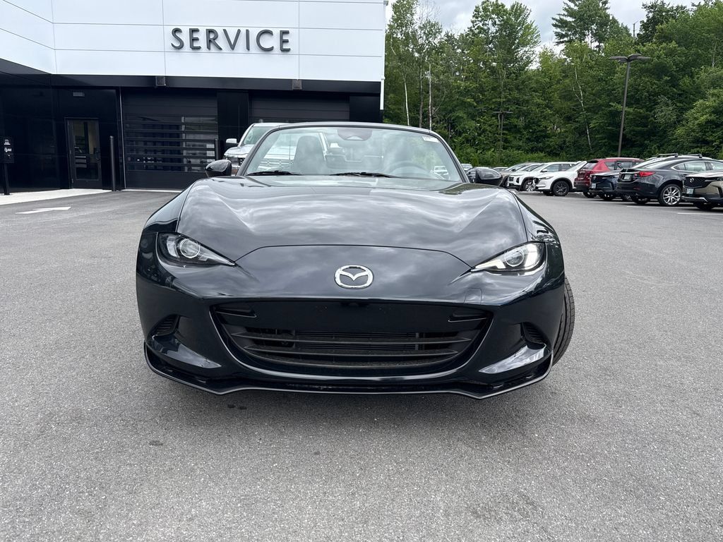 New 2026 MAZDA MX-5 Miata Sport w/ Appearance Package RWD image 9