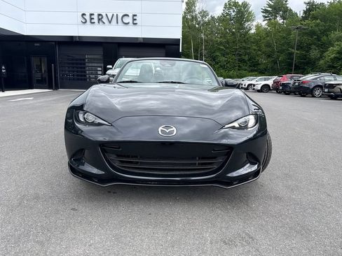 New 2026 MAZDA MX-5 Miata Sport w/ Appearance Package RWD image 9