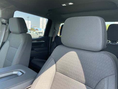 New 2026 GMC Sierra 1500 Elevation image 23