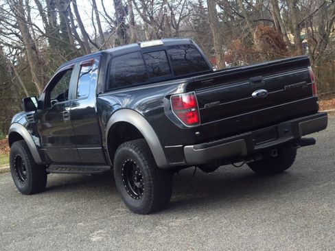 Used 2010 Ford F150 Raptor image 22