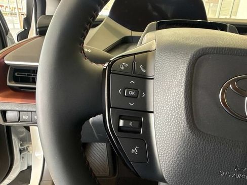 New 2026 Toyota Prius Plug-In Hybrid FWD image 23