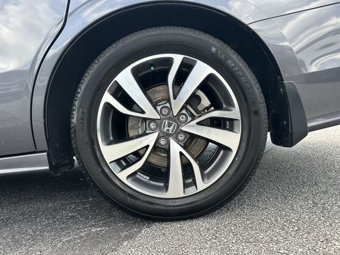 Used 2023 Honda Odyssey Touring image 19