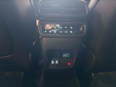 New 2026 Genesis GV80 3.5T Prestige AWD/4WD image 16