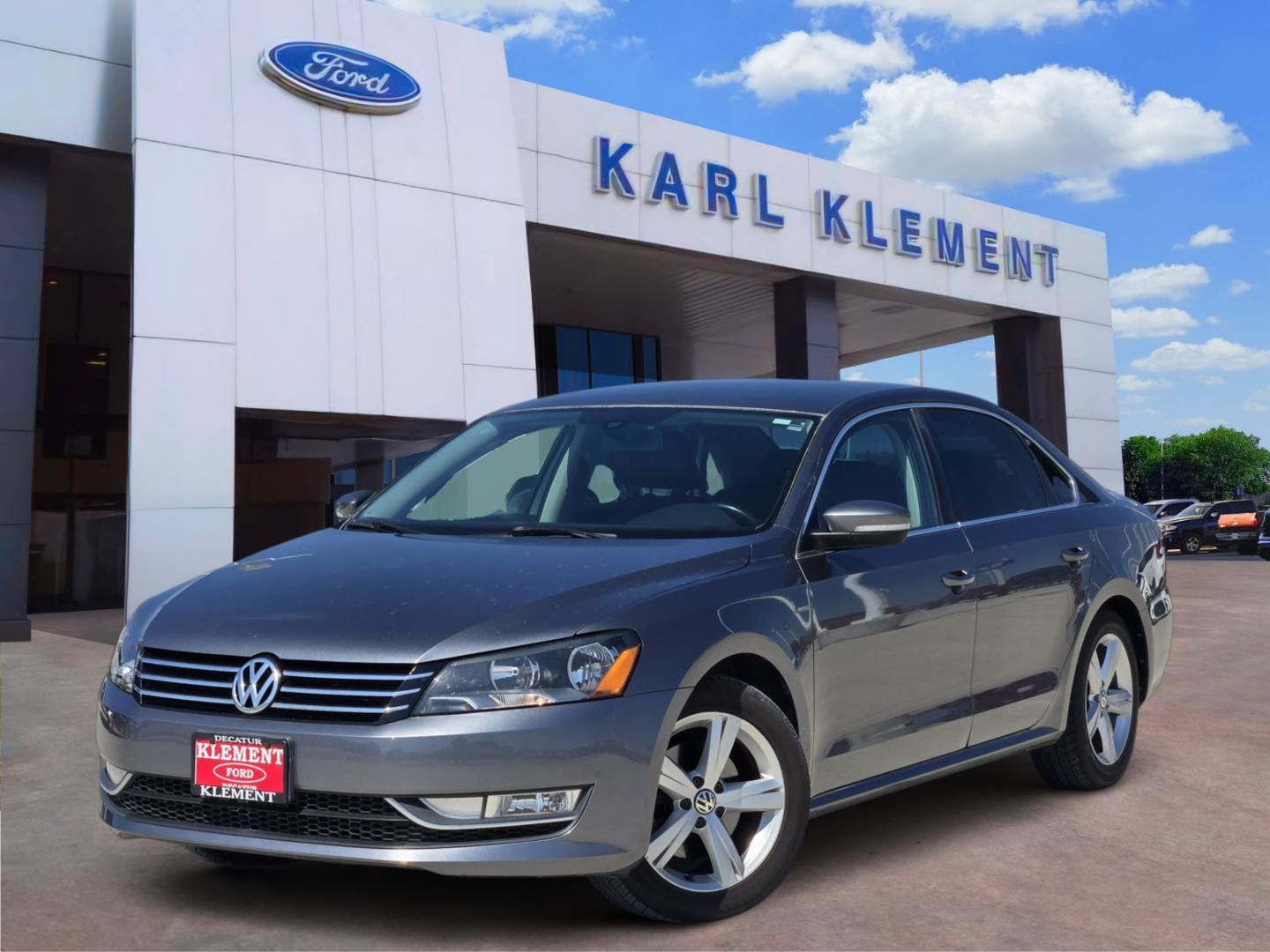 Used 2015 Volkswagen Passat 1.8T Limited Edition FWD image 1