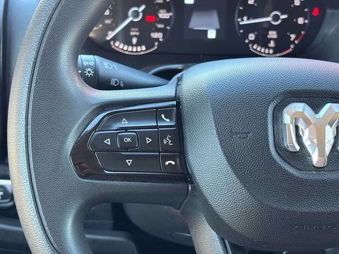 Used 2026 RAM ProMaster 2500 w/ Convenience Group FWD image 17
