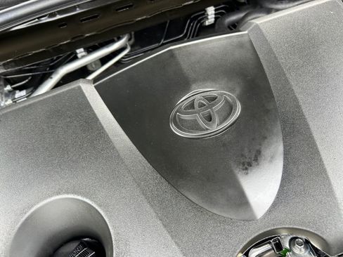 Used 2023 Toyota Camry SE FWD image 30