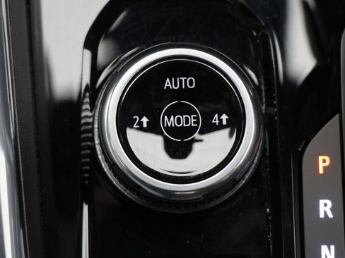 Used 2024 GMC Canyon Elevation w/ Trailering Package image 32