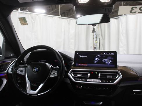 Used 2023 BMW X3 xDrive30i w/ Premium Package AWD/4WD image 5