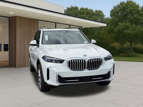 New 2026 BMW X5 sDrive40i w/ Premium Package RWD image 5