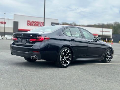 Used 2023 BMW 530i xDrive w/ M Sport Package AWD/4WD image 6